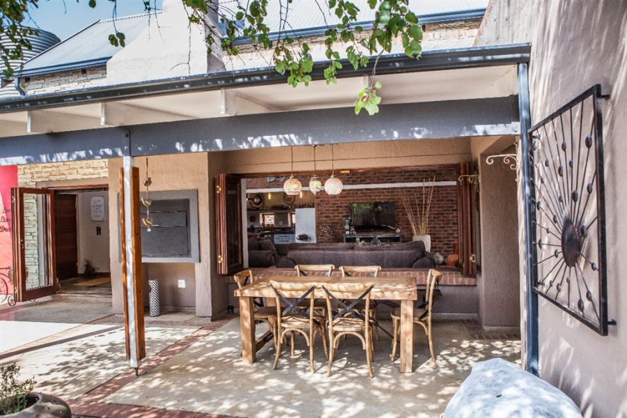 3 Bedroom Property for Sale in The Coves North West